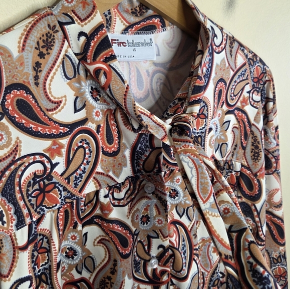 Vintage Fire Islander | Orange Cream Paisley Tie Neck Long Sleeve Blouse - Picture 5 of 6